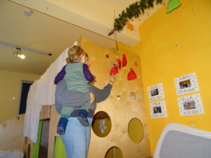 Vorweihnachtliche Stimmung am Adventskalender.